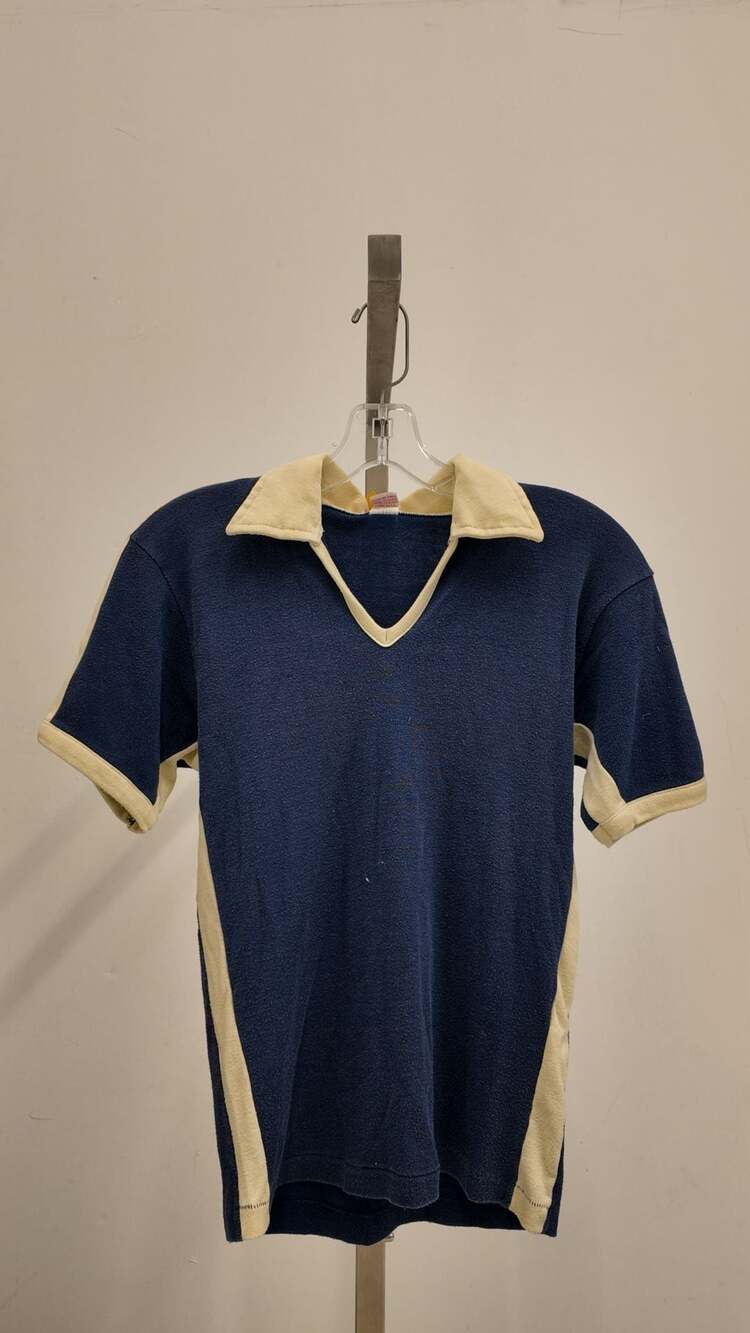 Vintage 70s Donmoor Knit V-Neck Pullover Shirt – Navy & Cream (Youth 18)